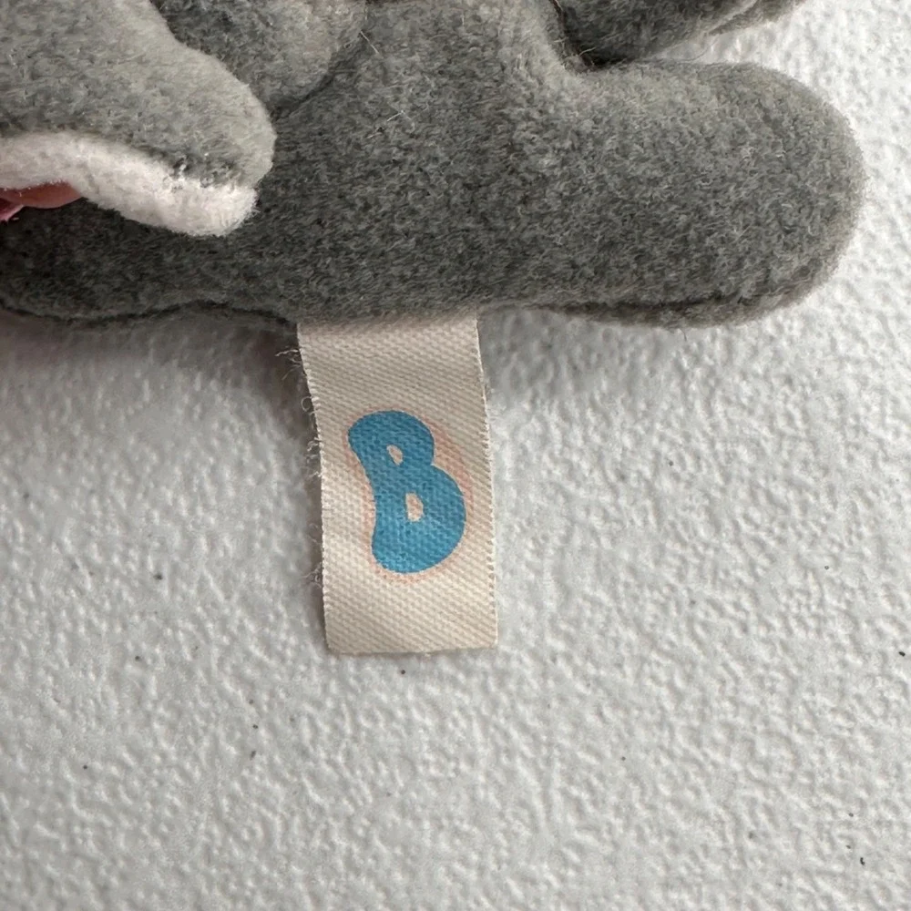 Set‎ Of 4 Carters & Playmates Toys Plush Animals - Elephant Giraffe Bunnies Set